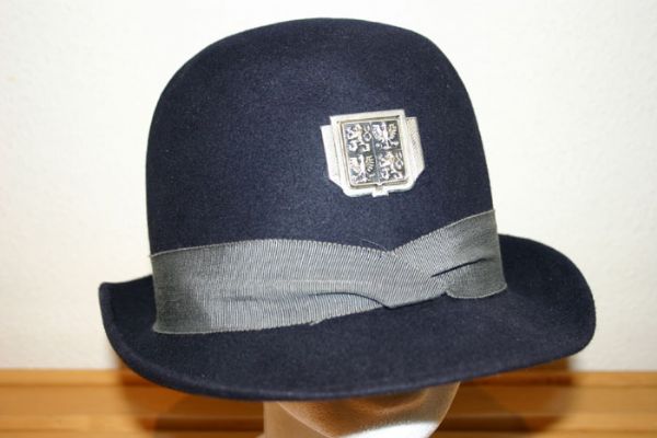 Gorra Femenina de la Policia de Republica Checa