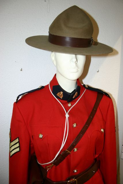 Otros detalles del Uniforme Policia Montada del Canada