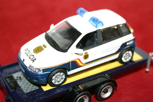 Vehiculo Miniatura Cuerpo Nacional de Policia