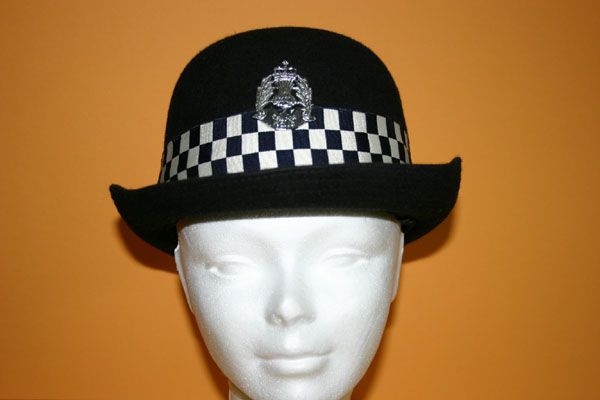 Gorra Policia Femenina Escocia