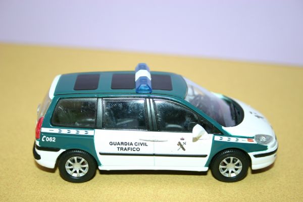 Miniatura Peugeot 807 Agrupacion de la Guardia Civil de Trfico
