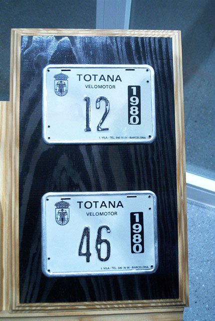 Matriculas placas locales ciclomotores Totana